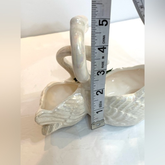 1987 Enesco White Iridescent Pearl Christmas Vintage Swan Planter - Picture 2 of 8